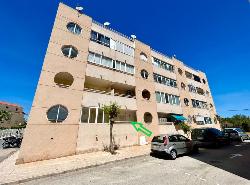 Resale - Apartment -
Torrevieja - Costa Blanca