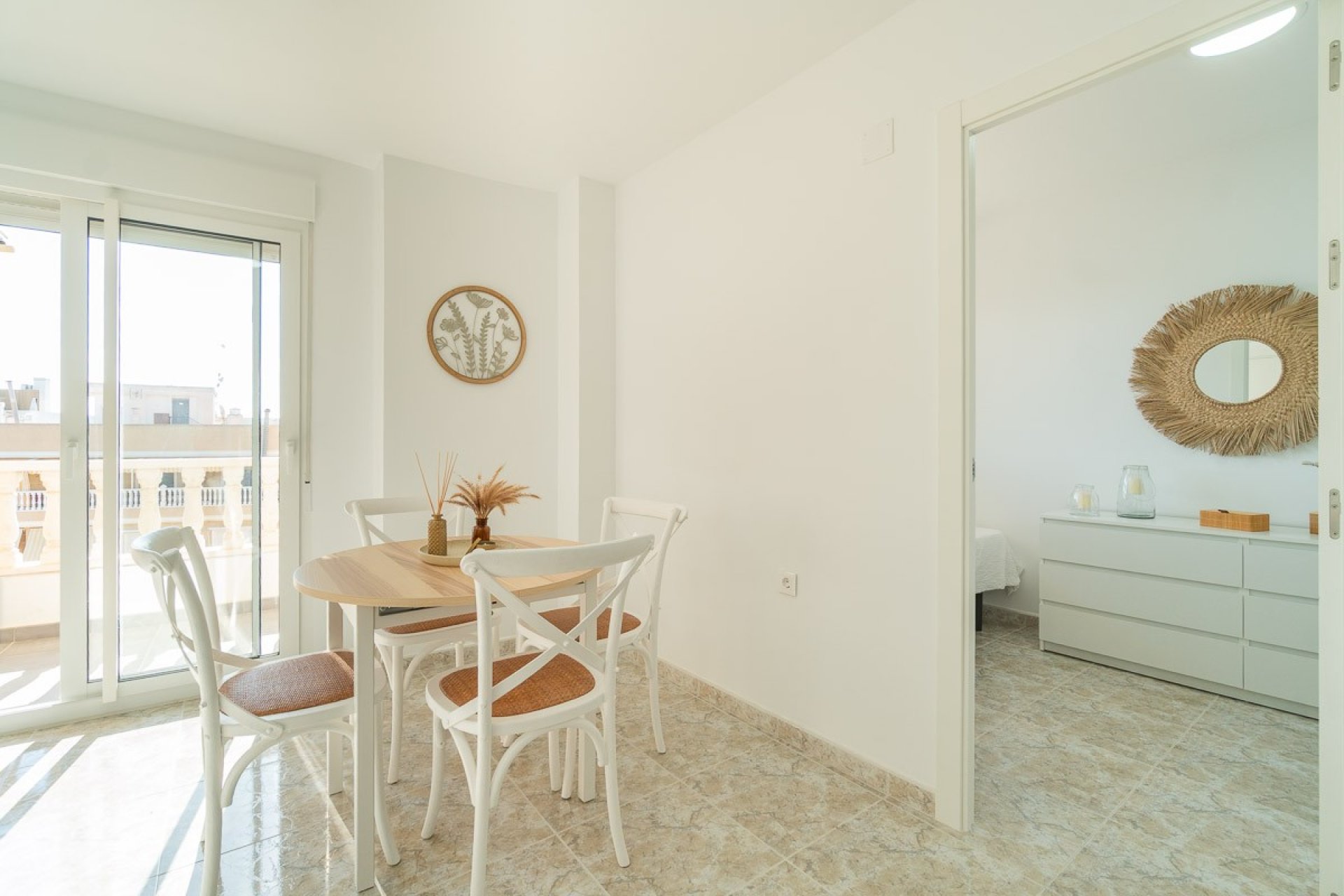 Resale - Apartment -
Torrevieja - Costa Blanca