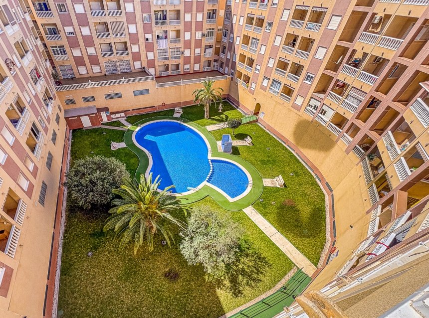 Resale - Apartment -
Torrevieja - Costa Blanca