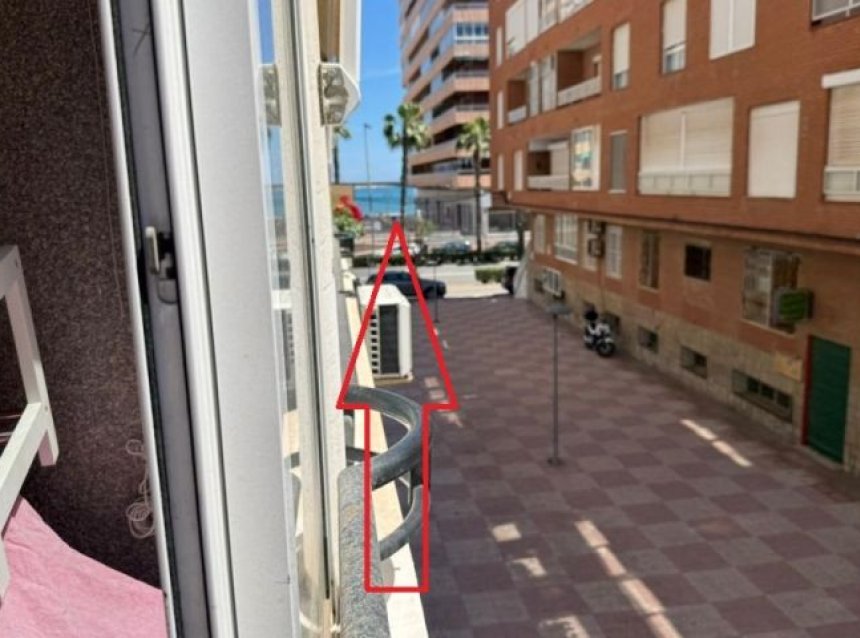 Resale - Apartment -
Torrevieja - Costa Blanca