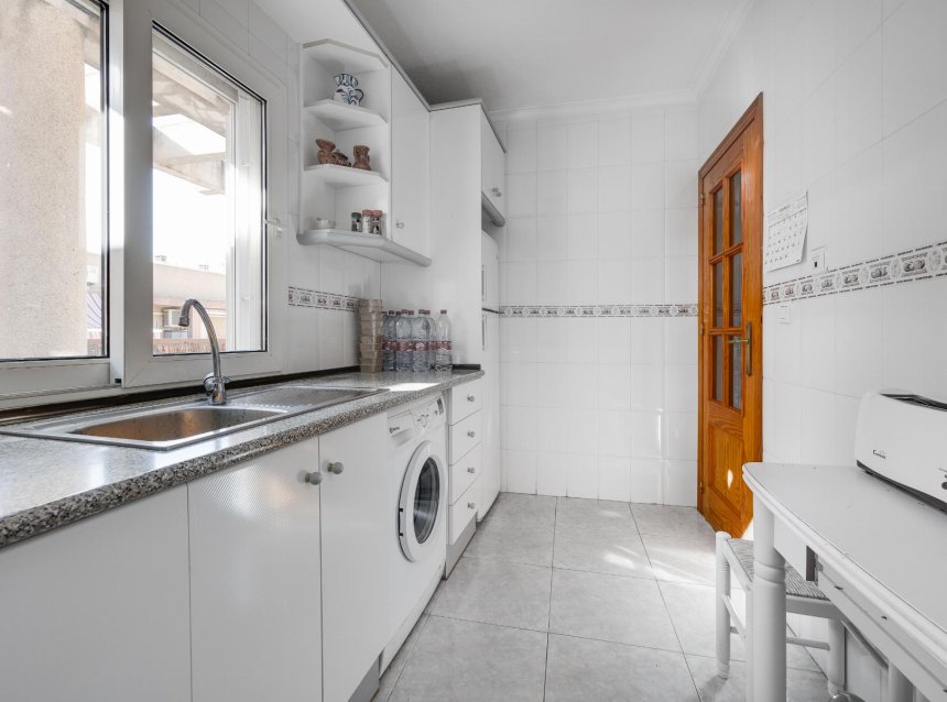 Resale - Apartment -
Torrevieja - Costa Blanca