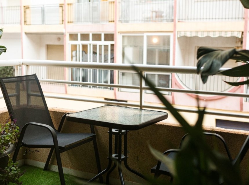 Resale - Apartment -
Torrevieja - Costa Blanca