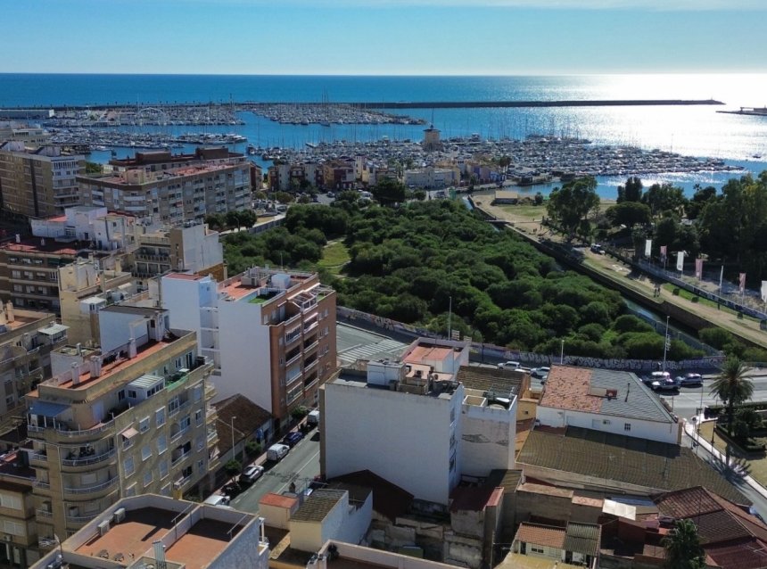 Resale - Apartment -
Torrevieja - Costa Blanca