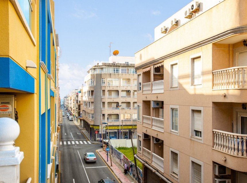 Resale - Apartment -
Torrevieja - Costa Blanca