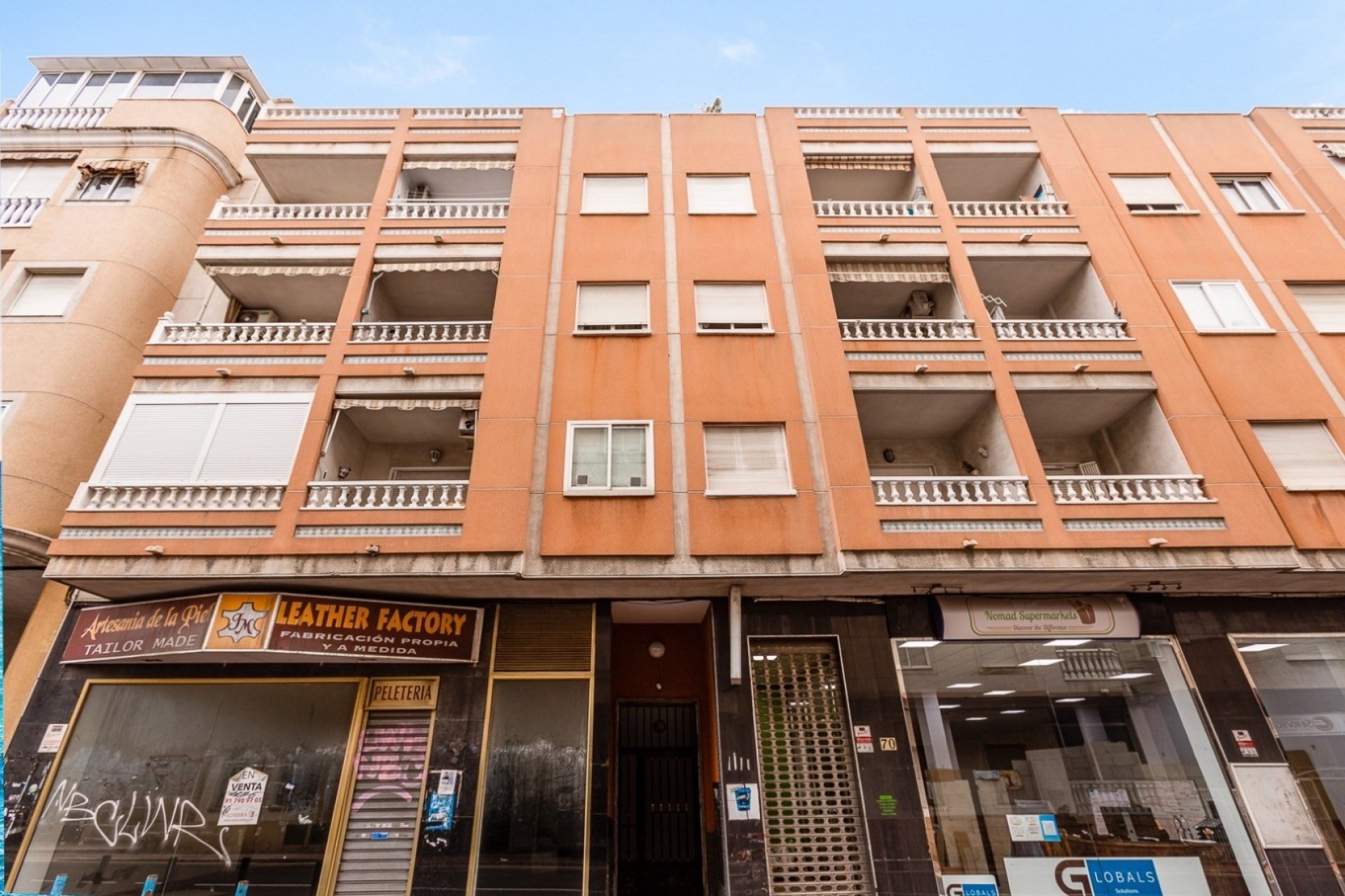 Resale - Apartment -
Torrevieja - Costa Blanca