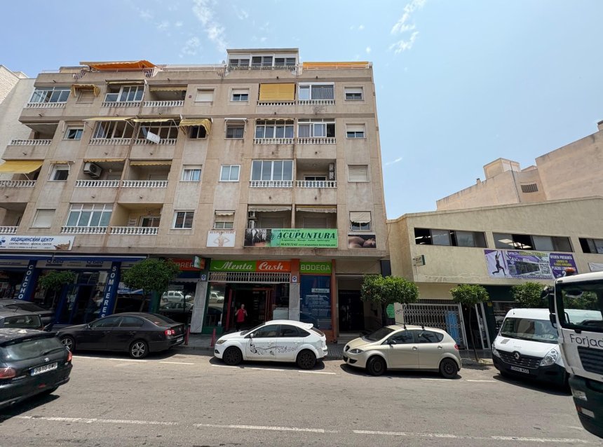 Resale - Apartment -
Torrevieja - Costa Blanca