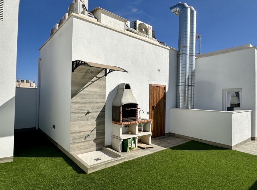 Resale - Apartment -
Torrevieja - Costa Blanca