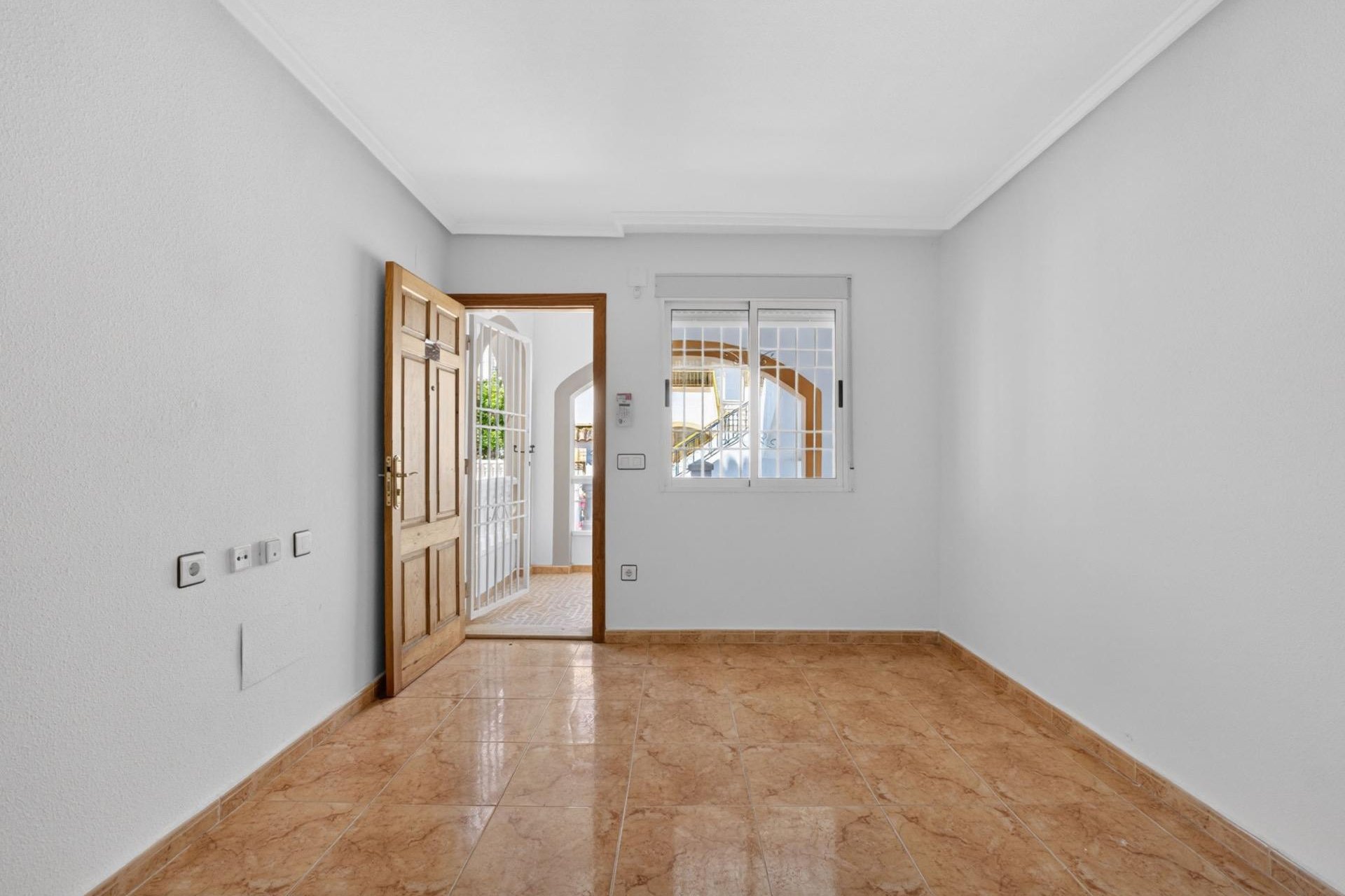 Resale - Apartment -
Torrevieja - El Limonar