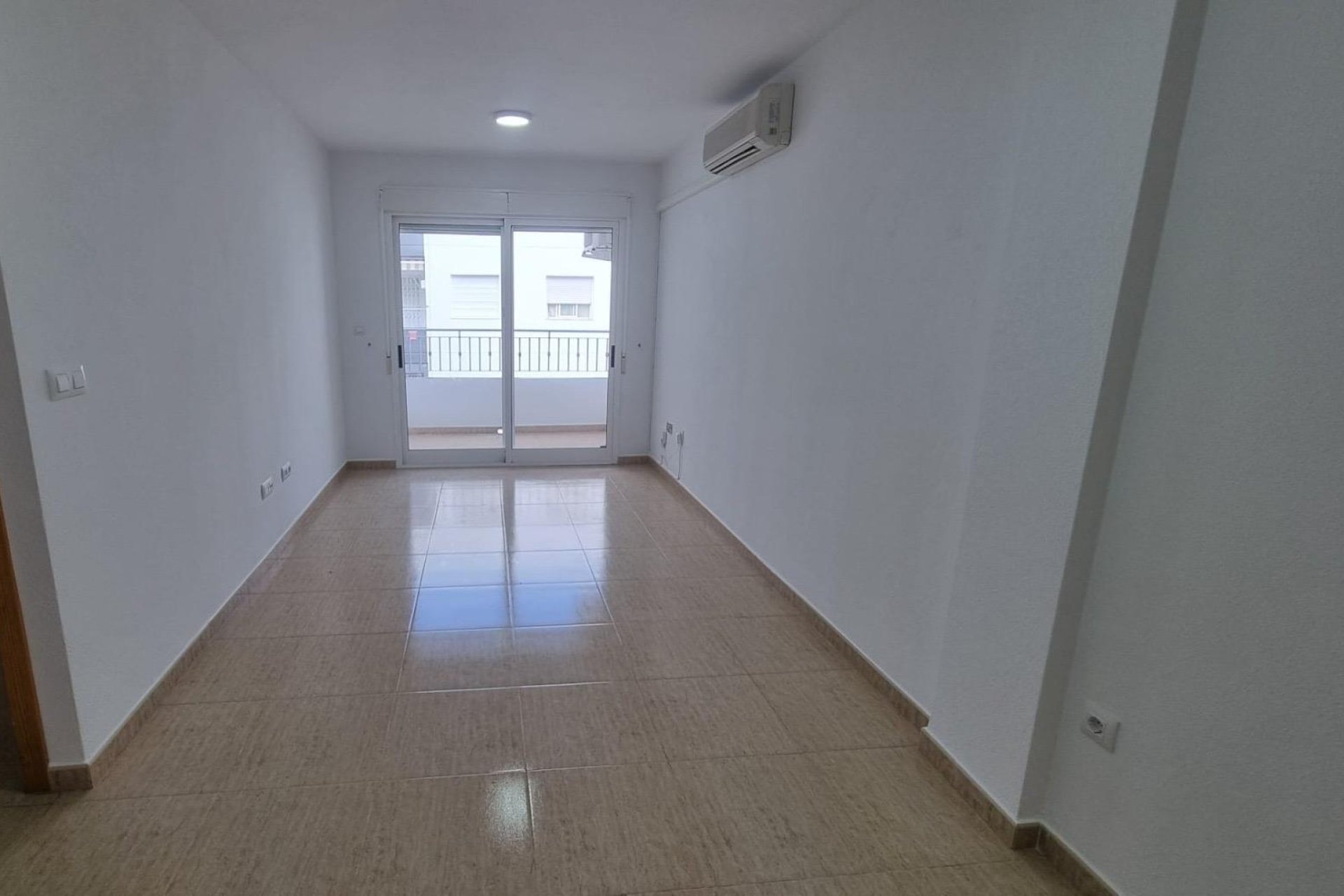 Resale - Apartment -
Torrevieja - El Molino