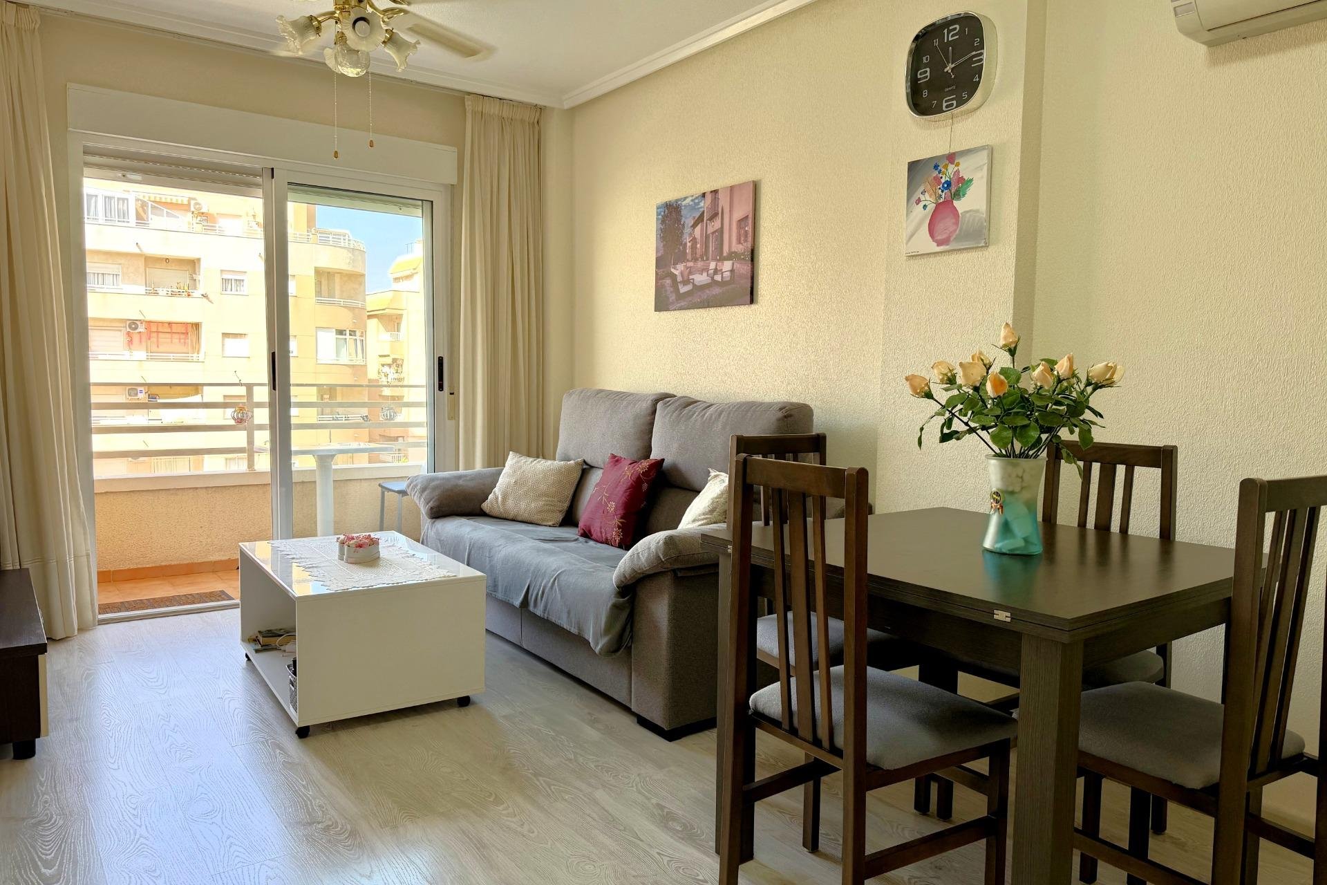 Resale - Apartment -
Torrevieja - El Molino