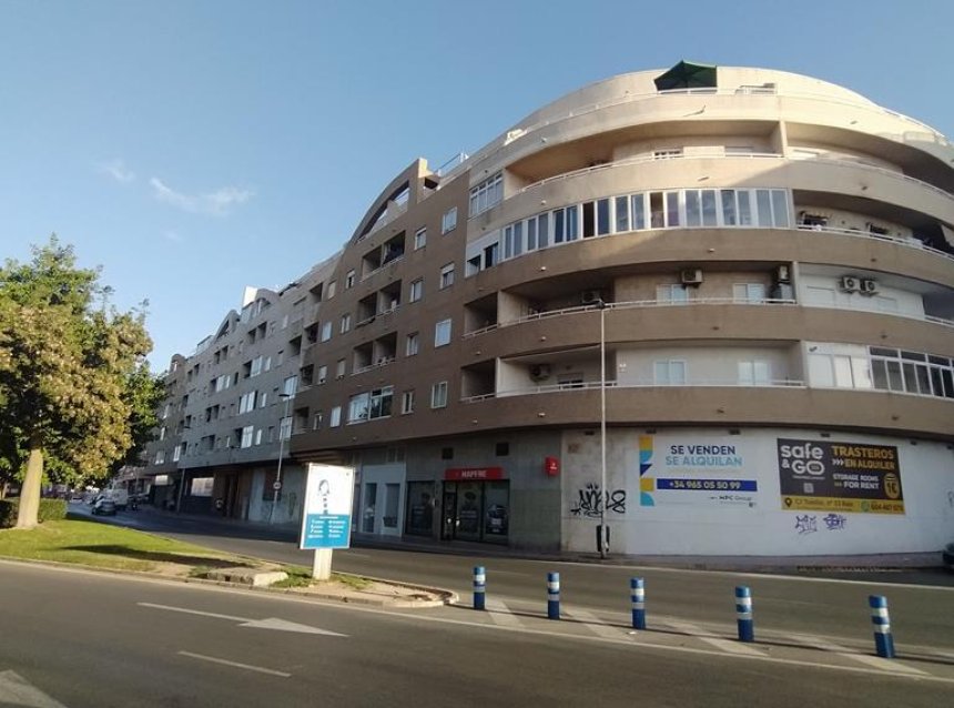 Resale - Apartment -
Torrevieja - El Molino