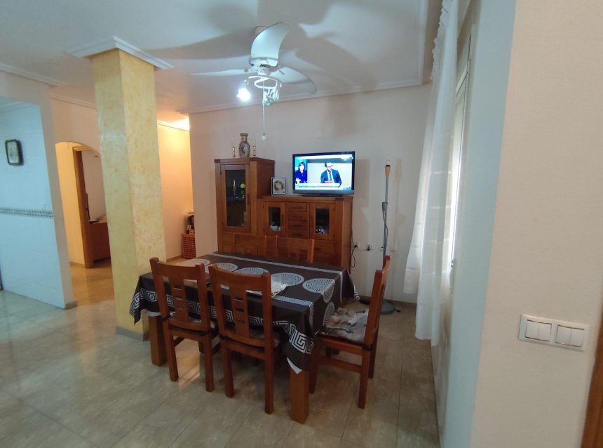 Resale - Apartment -
Torrevieja - Estacion De Autobuses