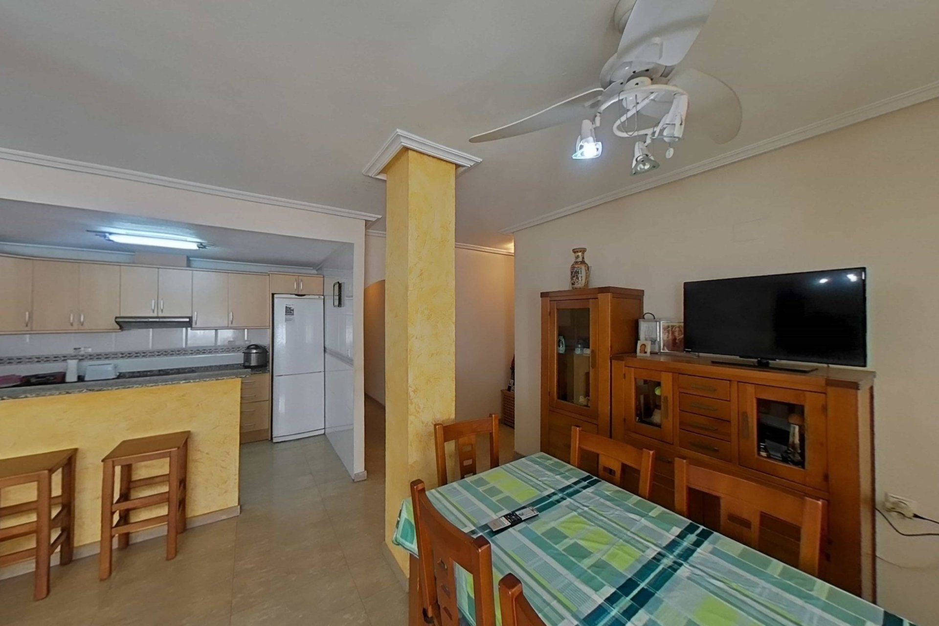Resale - Apartment -
Torrevieja - Estacion De Autobuses