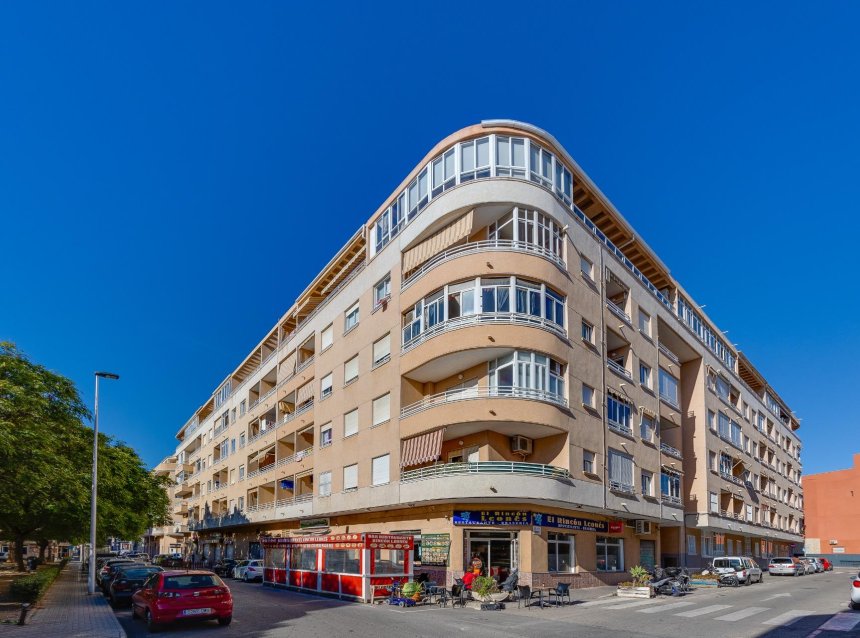 Resale - Apartment -
Torrevieja - Estacion De Autobuses
