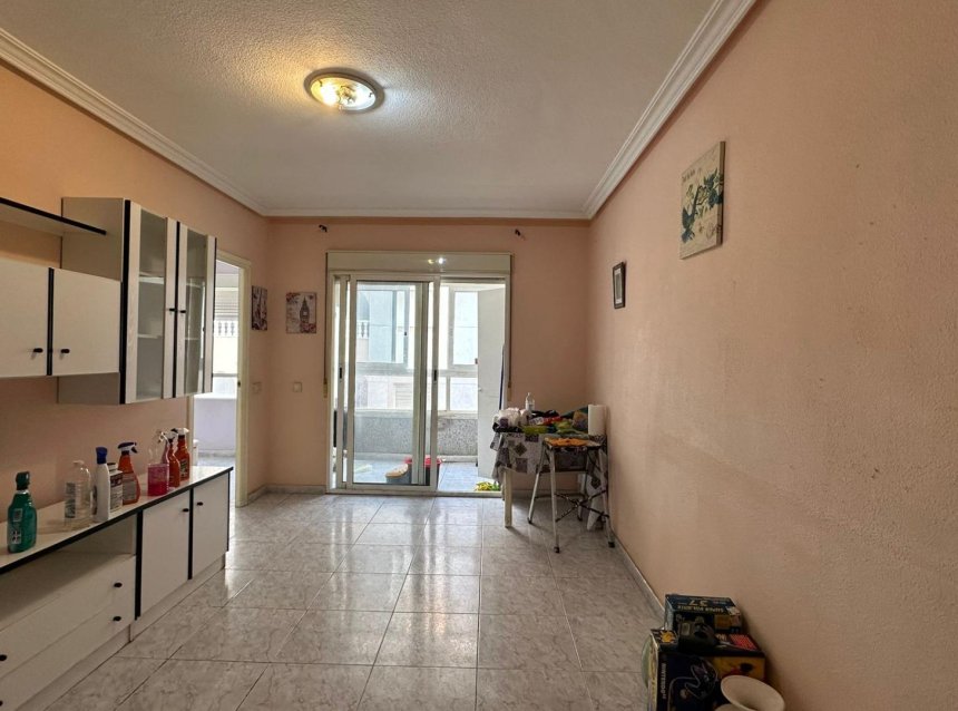 Resale - Apartment -
Torrevieja - Estacion De Autobuses