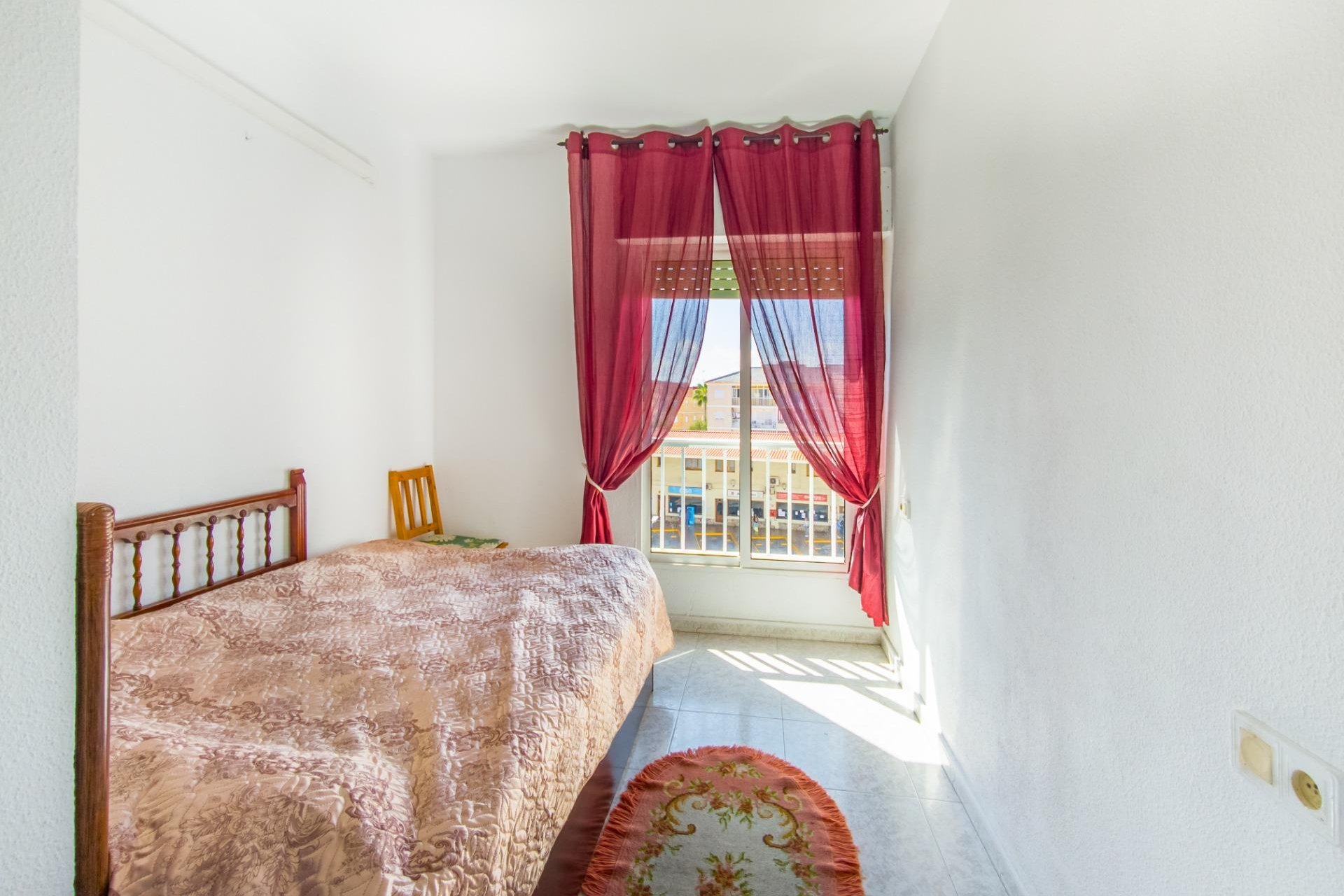 Resale - Apartment -
Torrevieja - Estacion De Autobuses