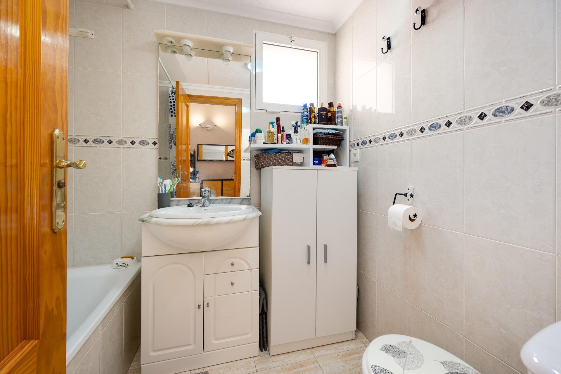 Resale - Apartment -
Torrevieja - Estacion De Autobuses