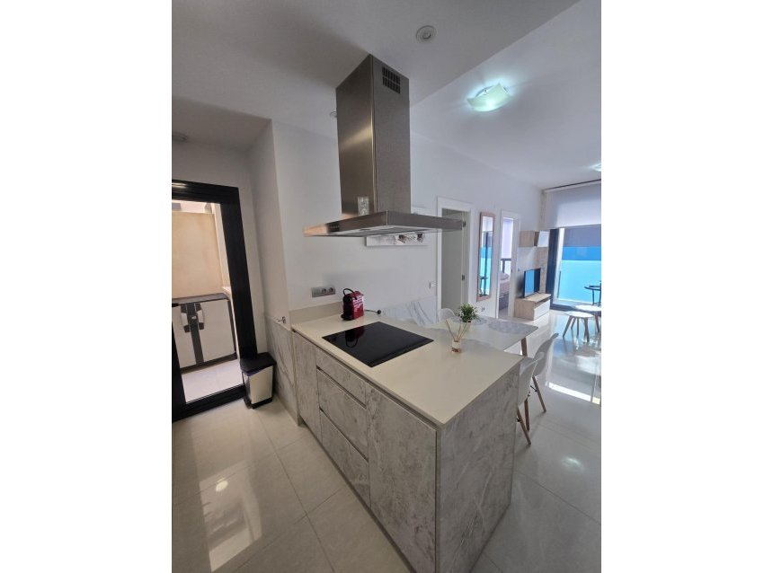 Resale - Apartment -
Torrevieja - Estacion De Autobuses