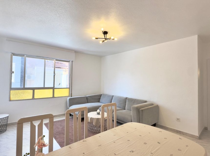 Resale - Apartment -
Torrevieja - Estacion De Autobuses
