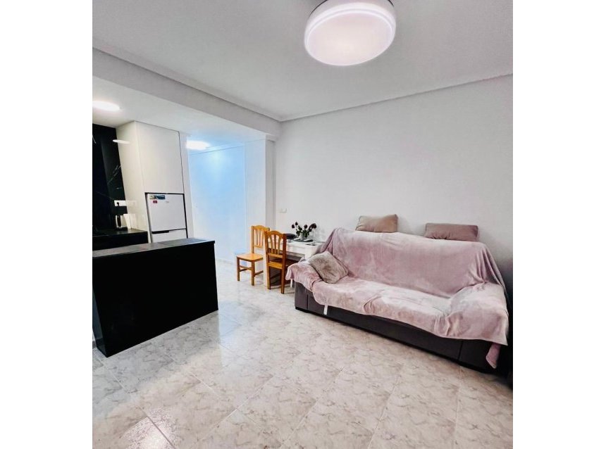 Resale - Apartment -
Torrevieja - Estacion De Autobuses