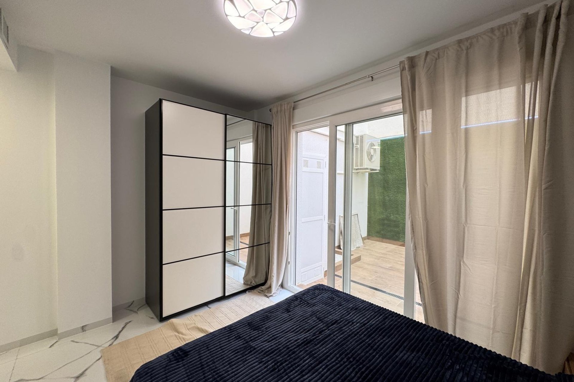 Resale - Apartment -
Torrevieja - Estacion De Autobuses