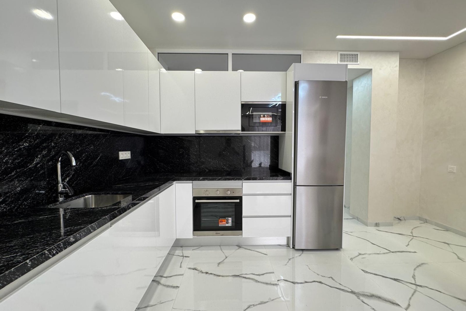 Resale - Apartment -
Torrevieja - Estacion De Autobuses
