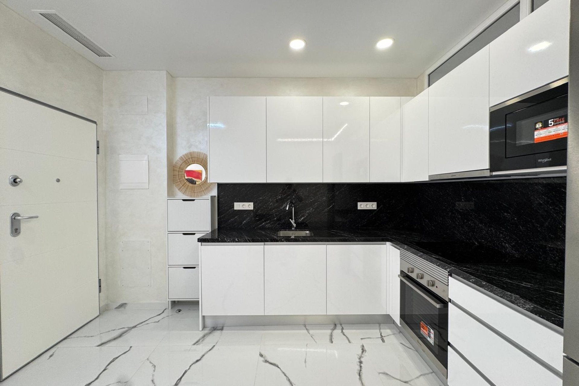 Resale - Apartment -
Torrevieja - Estacion De Autobuses