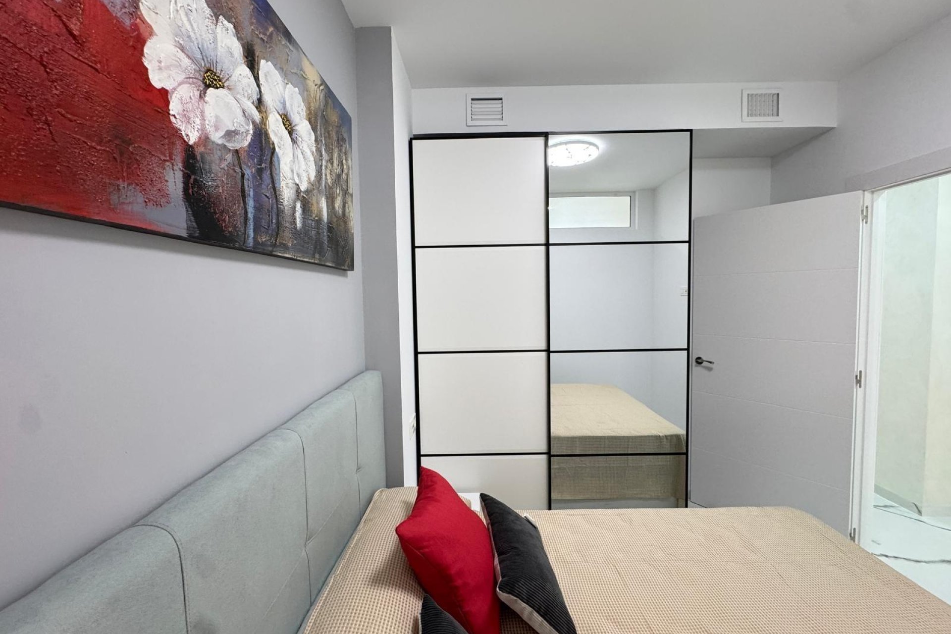 Resale - Apartment -
Torrevieja - Estacion De Autobuses