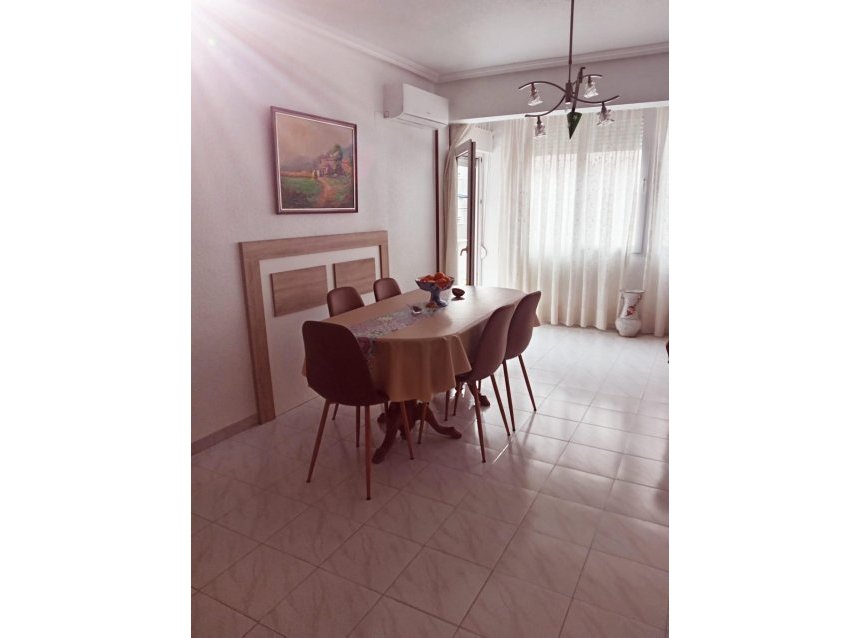 Resale - Apartment -
Torrevieja - Estacion De Autobuses