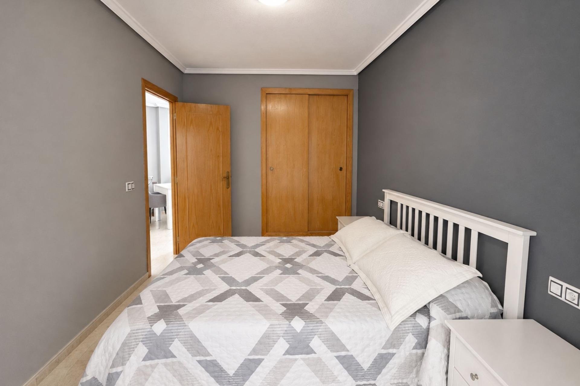 Resale - Apartment -
Torrevieja - Estacion De Autobuses