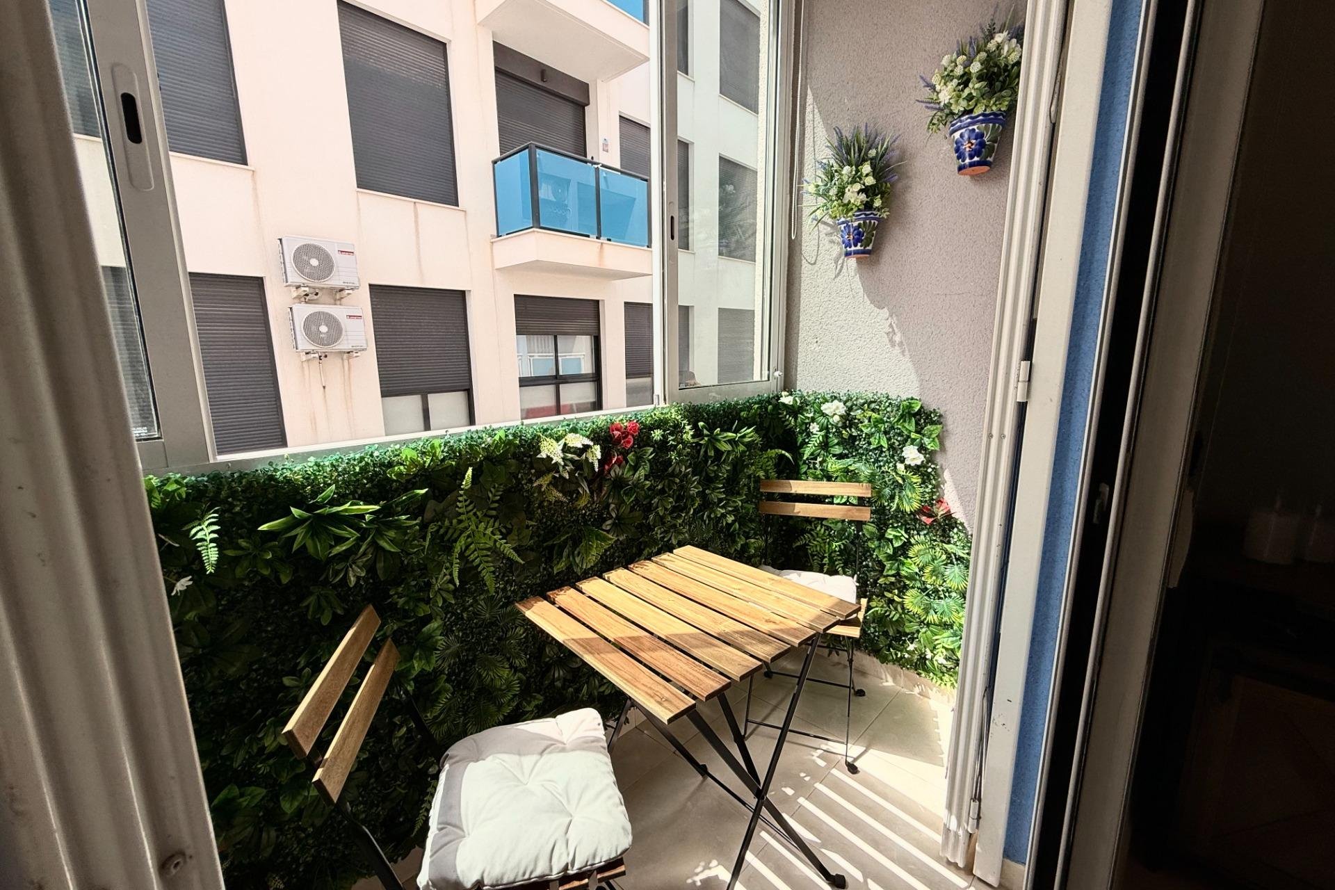 Resale - Apartment -
Torrevieja - Estacion De Autobuses