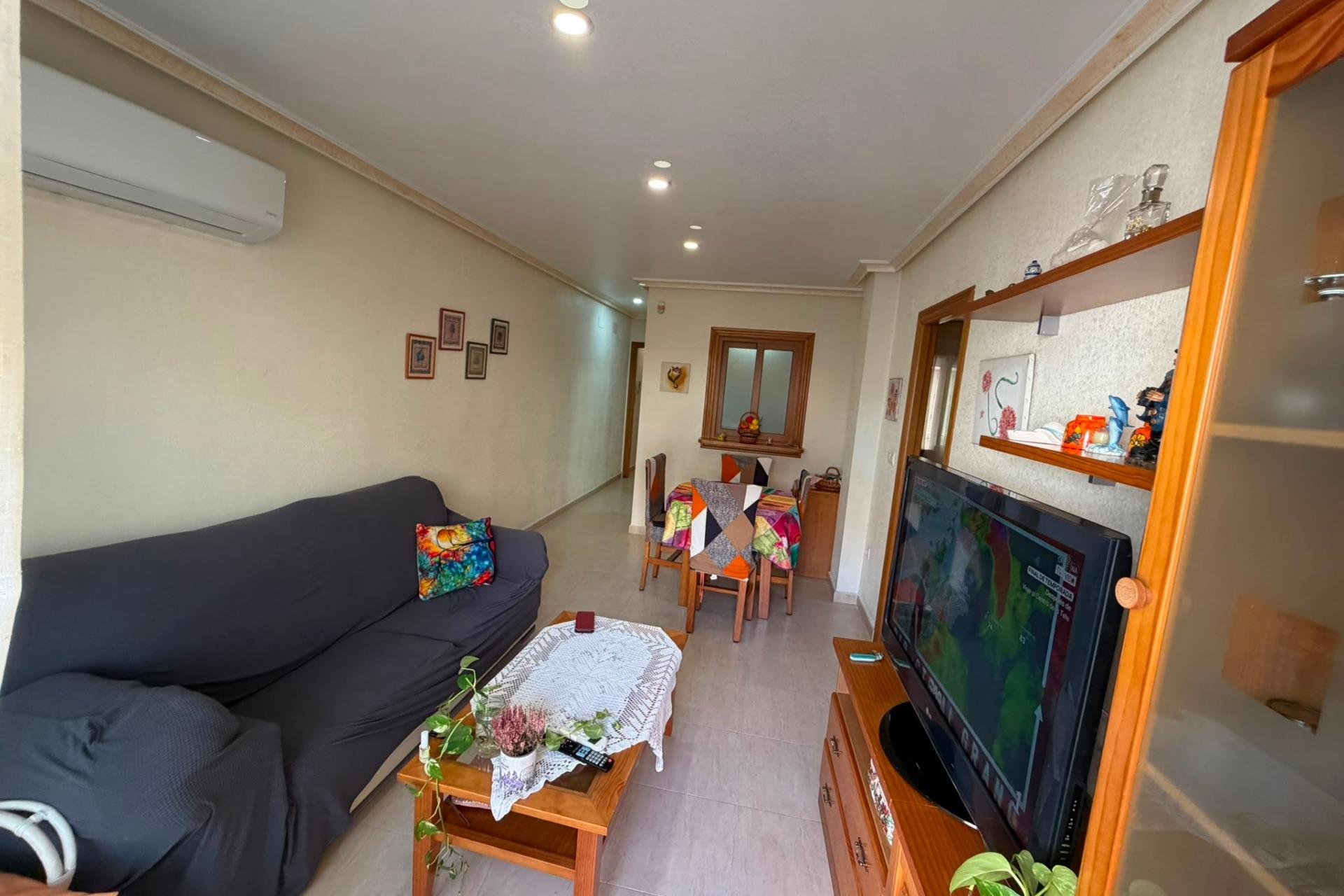 Resale - Apartment -
Torrevieja - Estacion De Autobuses