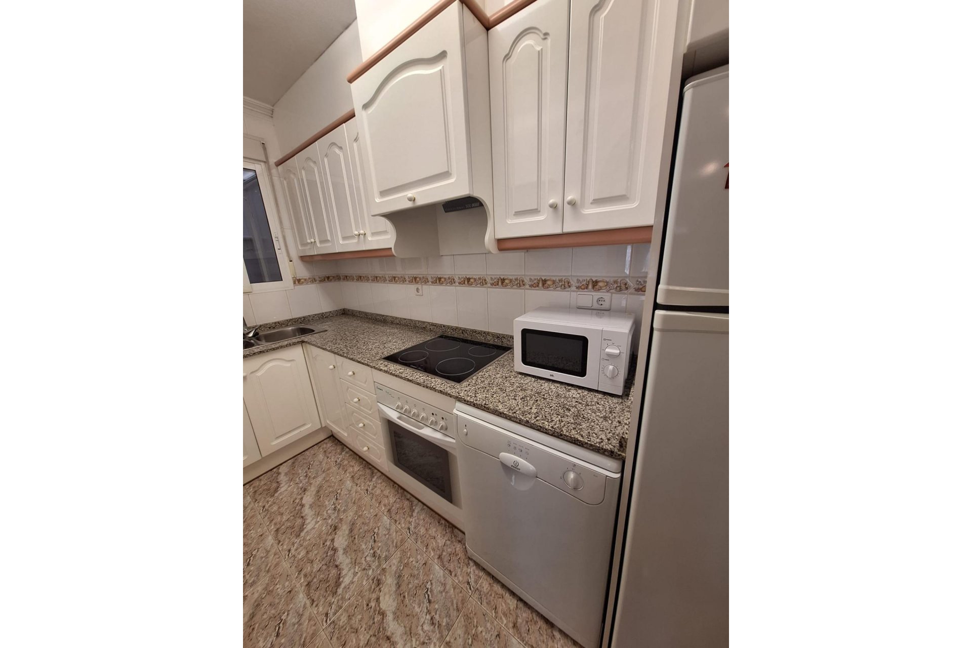 Resale - Apartment -
Torrevieja - Estacion De Autobuses