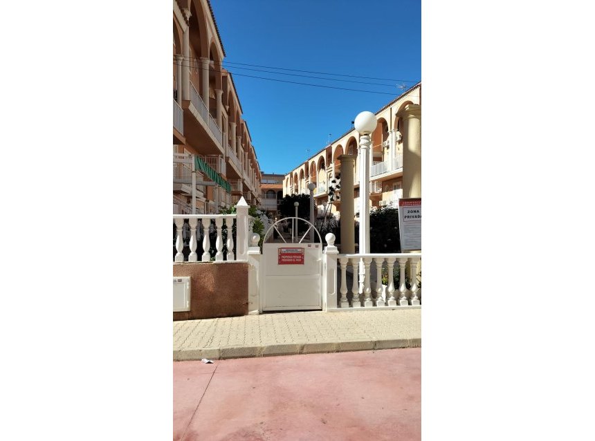 Resale - Apartment -
Torrevieja - Gaspar Perrelló