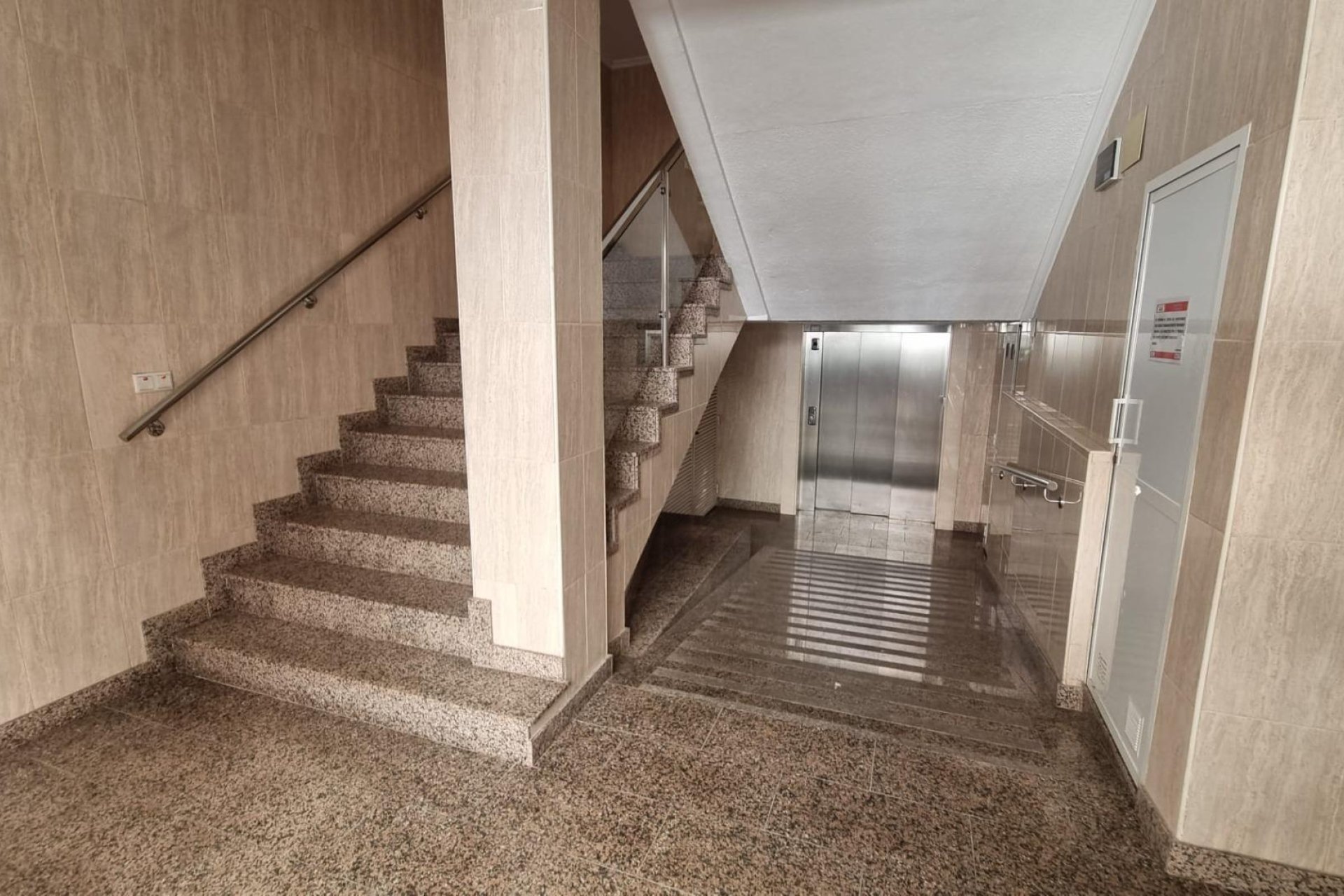 Resale - Apartment -
Torrevieja - Habaneras