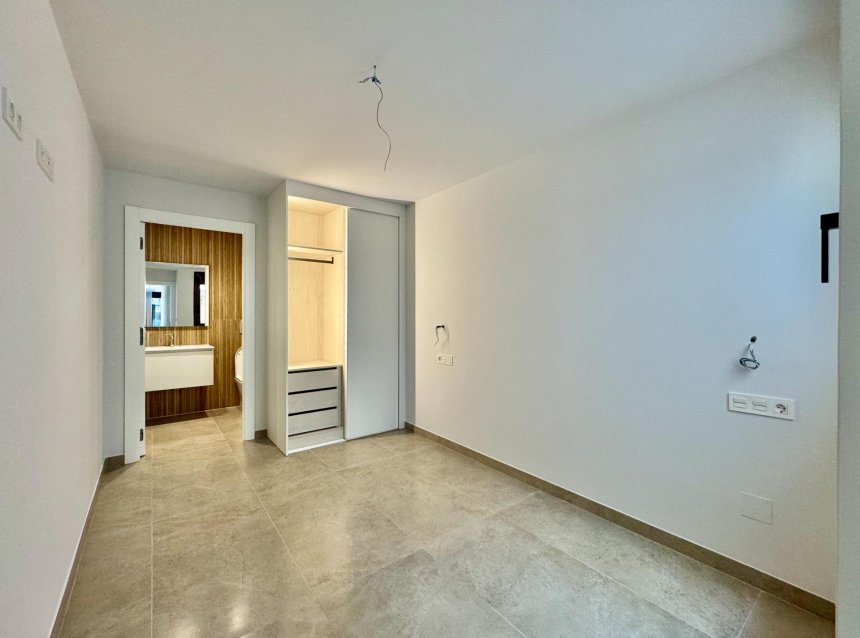 Resale - Apartment -
Torrevieja - Habaneras
