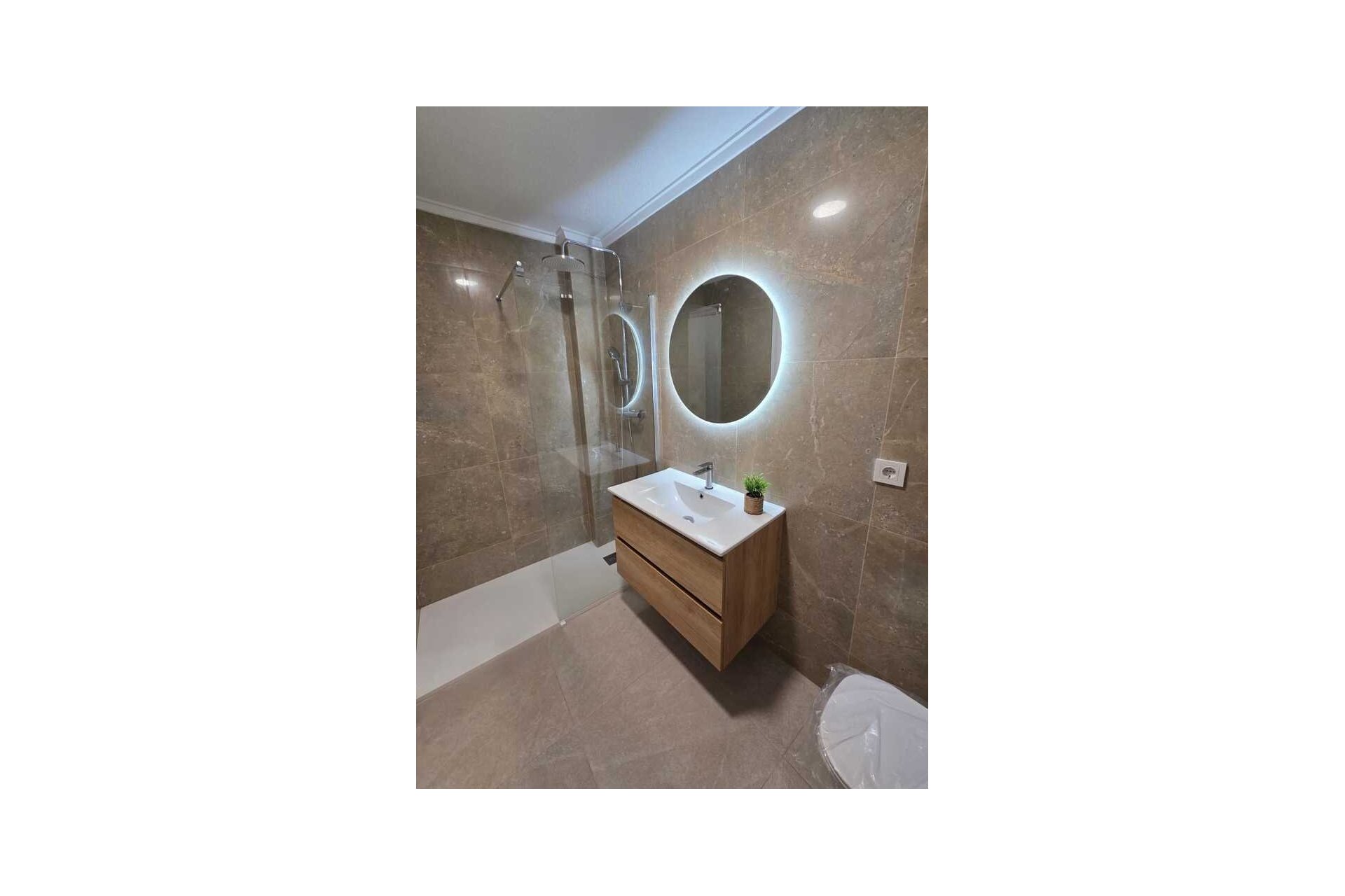 Resale - Apartment -
Torrevieja - Habaneras
