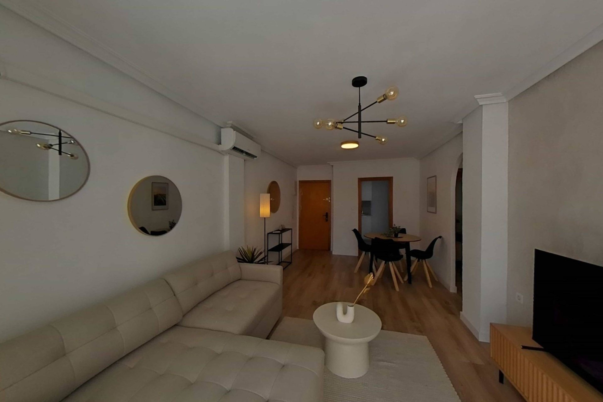 Resale - Apartment -
Torrevieja - La Mata Pueblo