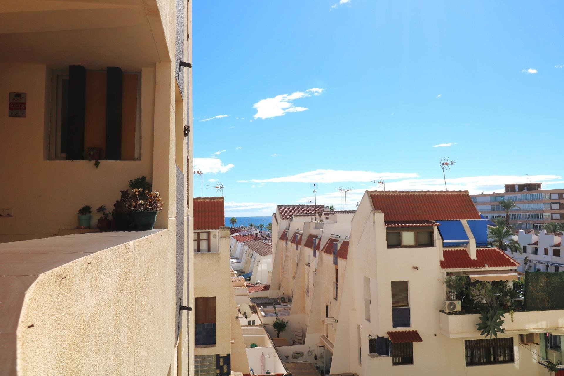 Resale - Apartment -
Torrevieja - La Veleta