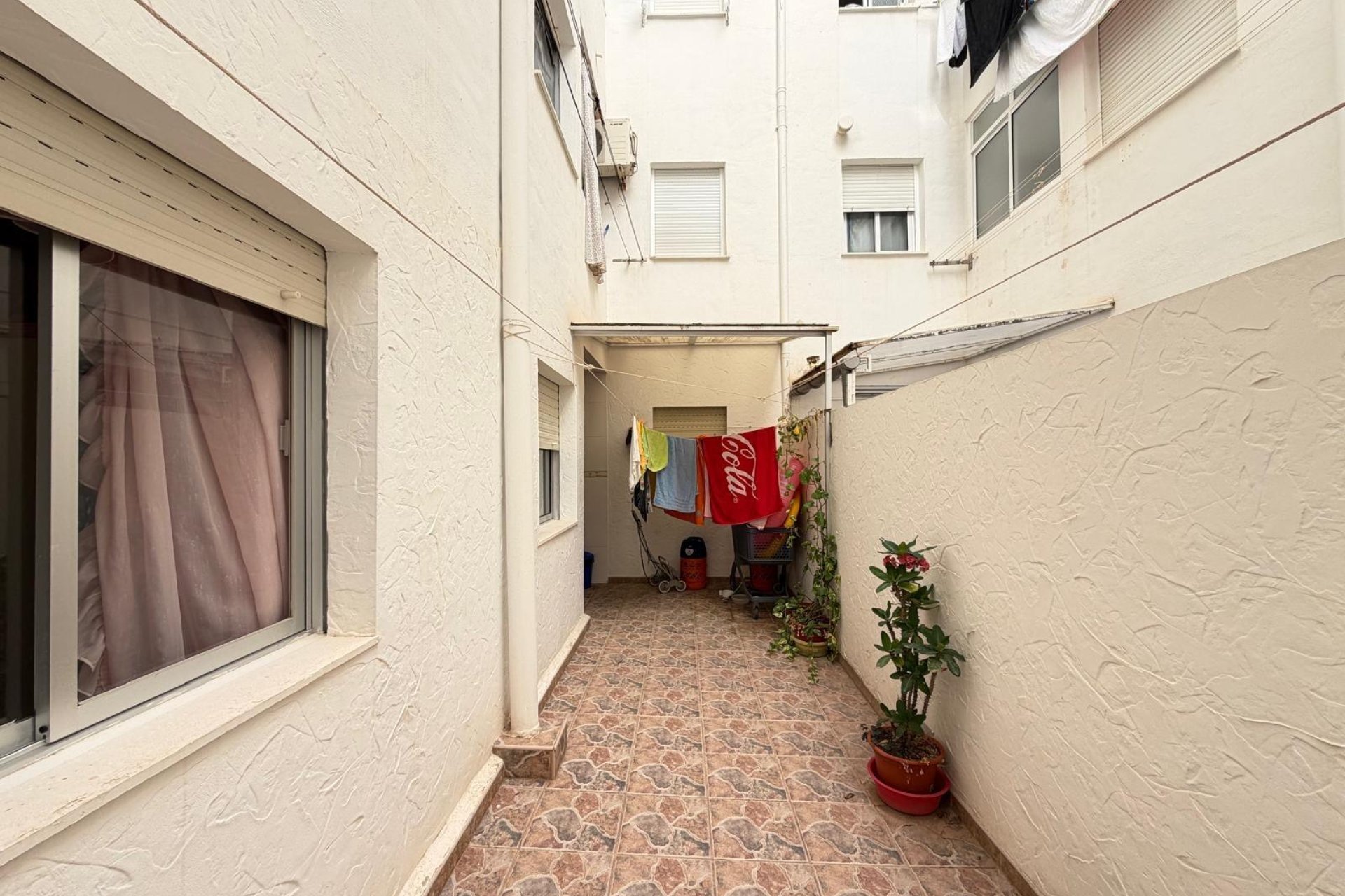 Resale - Apartment -
Torrevieja - Las Piscinas Naturales