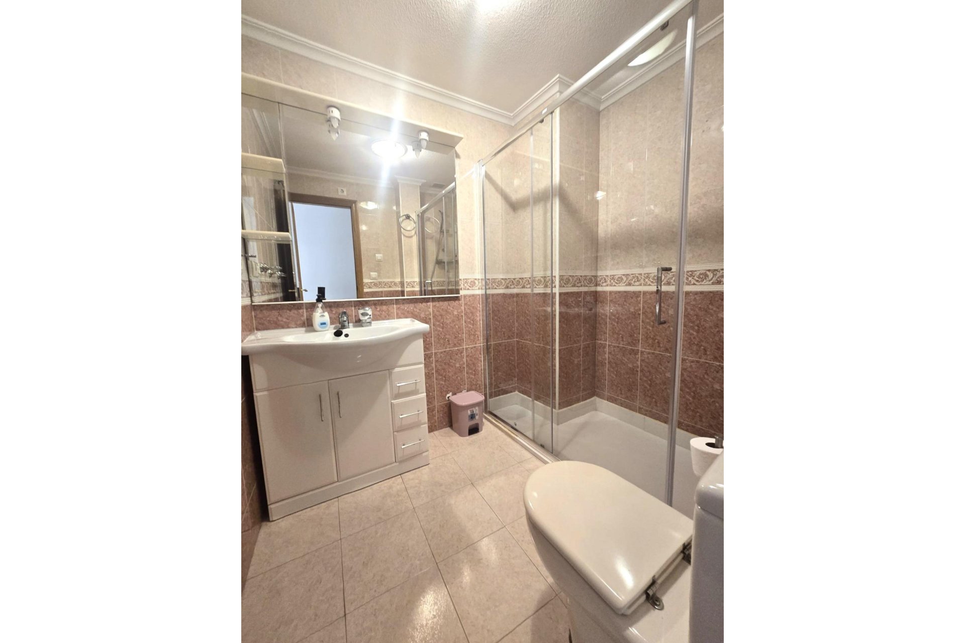 Resale - Apartment -
Torrevieja - Las Piscinas Naturales