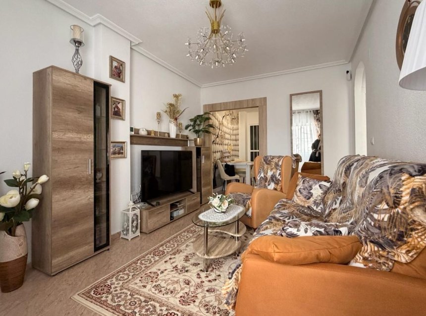 Resale - Apartment -
Torrevieja - Nueva Torrevieja