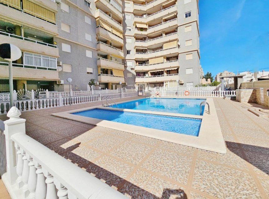 Resale - Apartment -
Torrevieja - Nueva Torrevieja