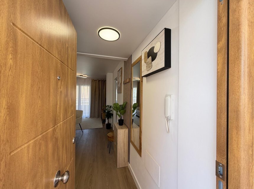 Resale - Apartment -
Torrevieja - Nueva Torrevieja