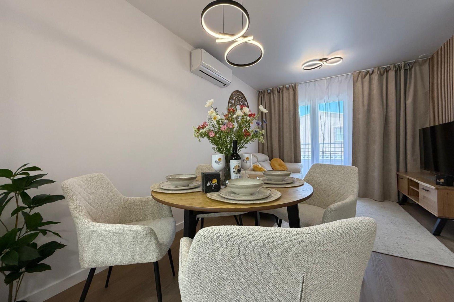 Resale - Apartment -
Torrevieja - Nueva Torrevieja