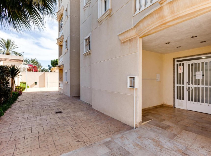 Resale - Apartment -
Torrevieja - Nueva Torrevieja