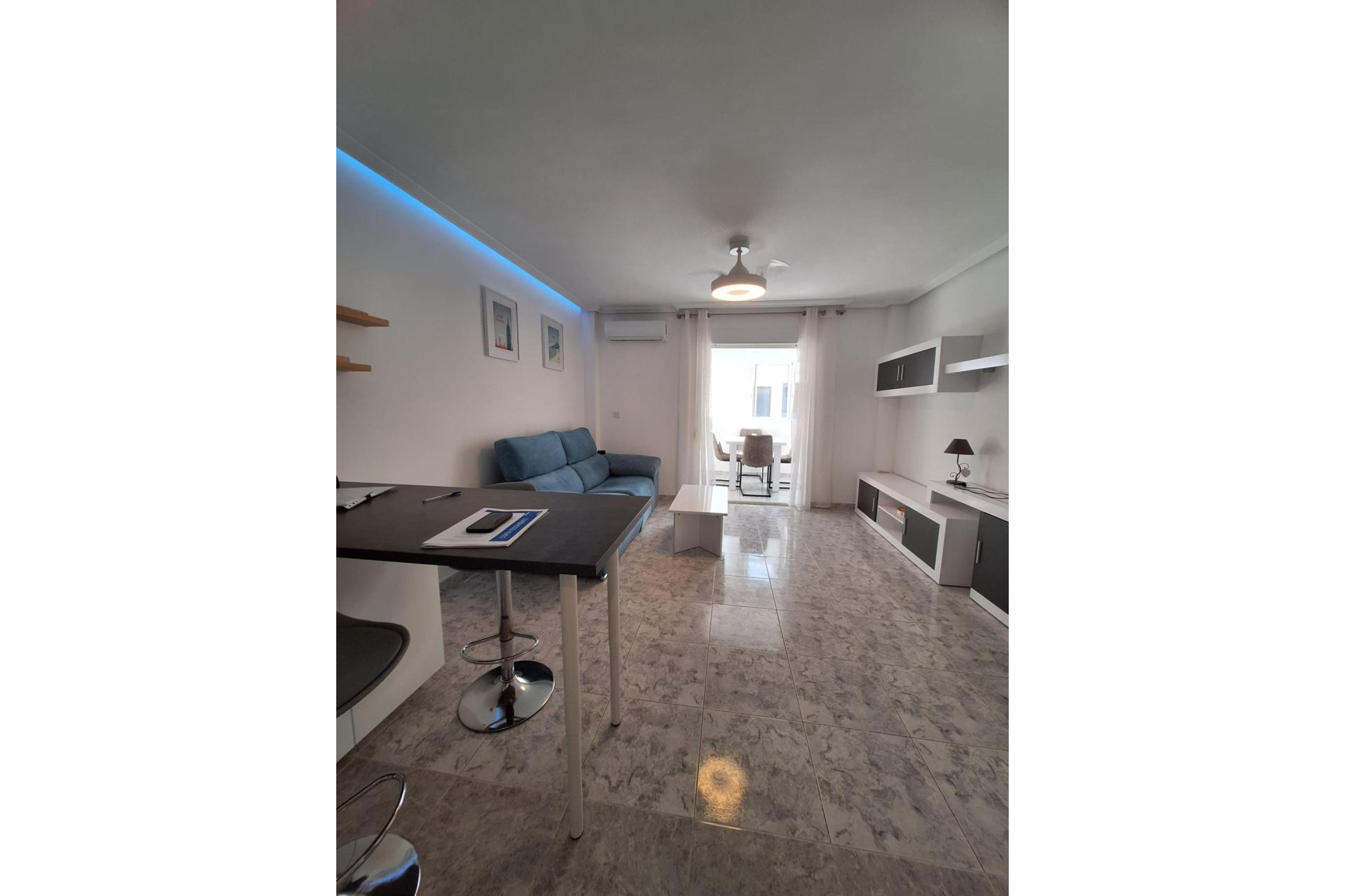 Resale - Apartment -
Torrevieja - Nueva Torrevieja