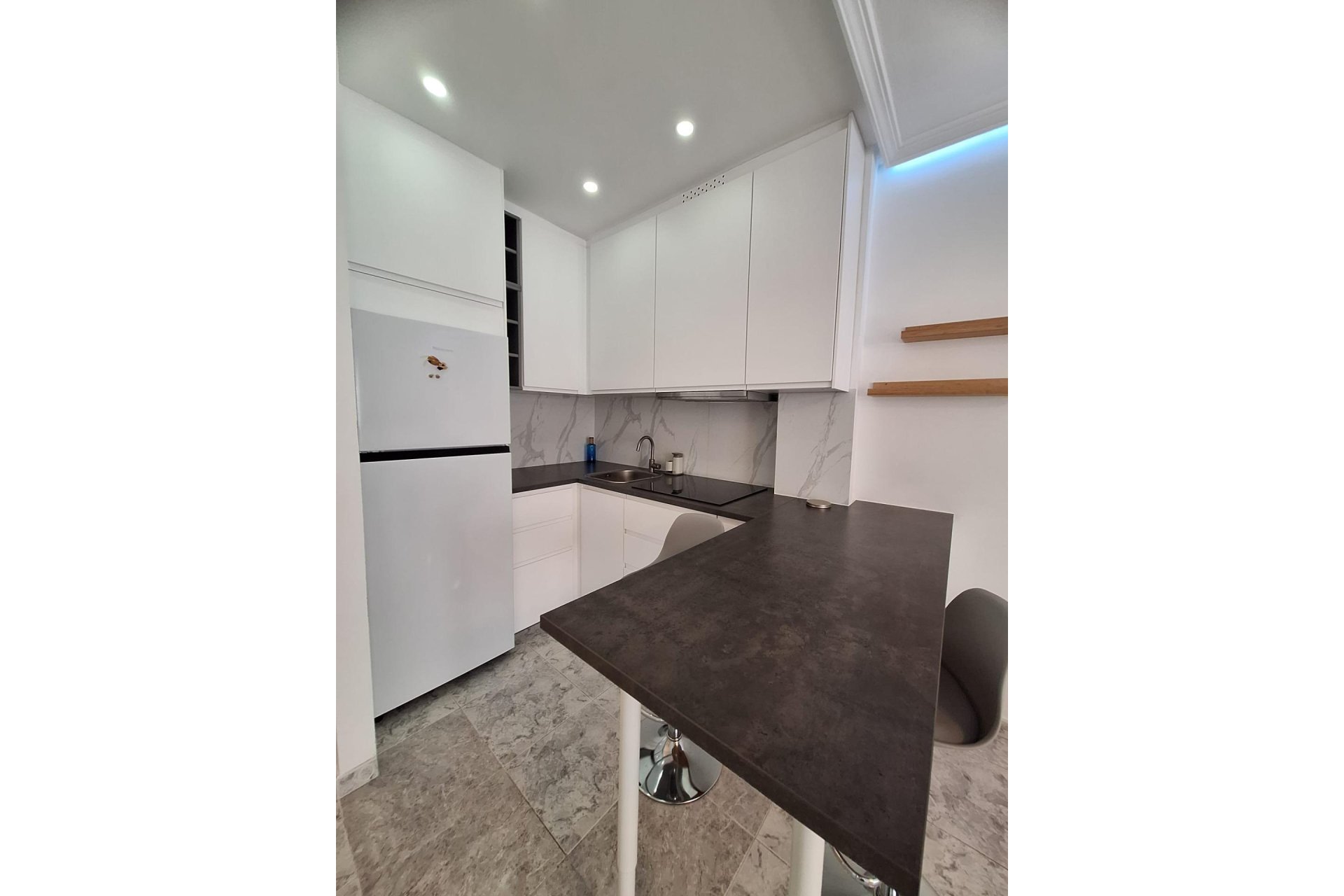 Resale - Apartment -
Torrevieja - Nueva Torrevieja
