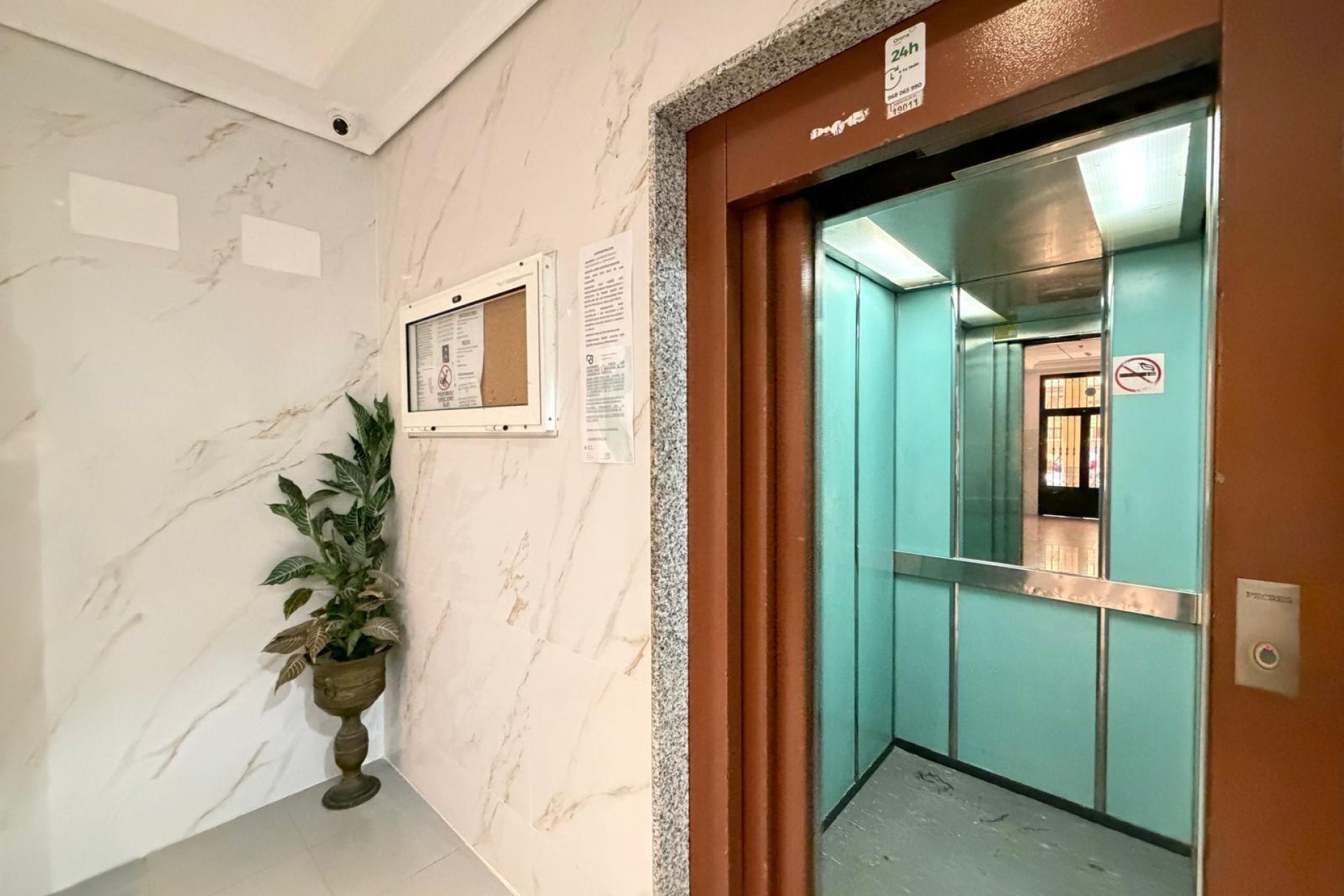 Resale - Apartment -
Torrevieja - Parque de las Naciones