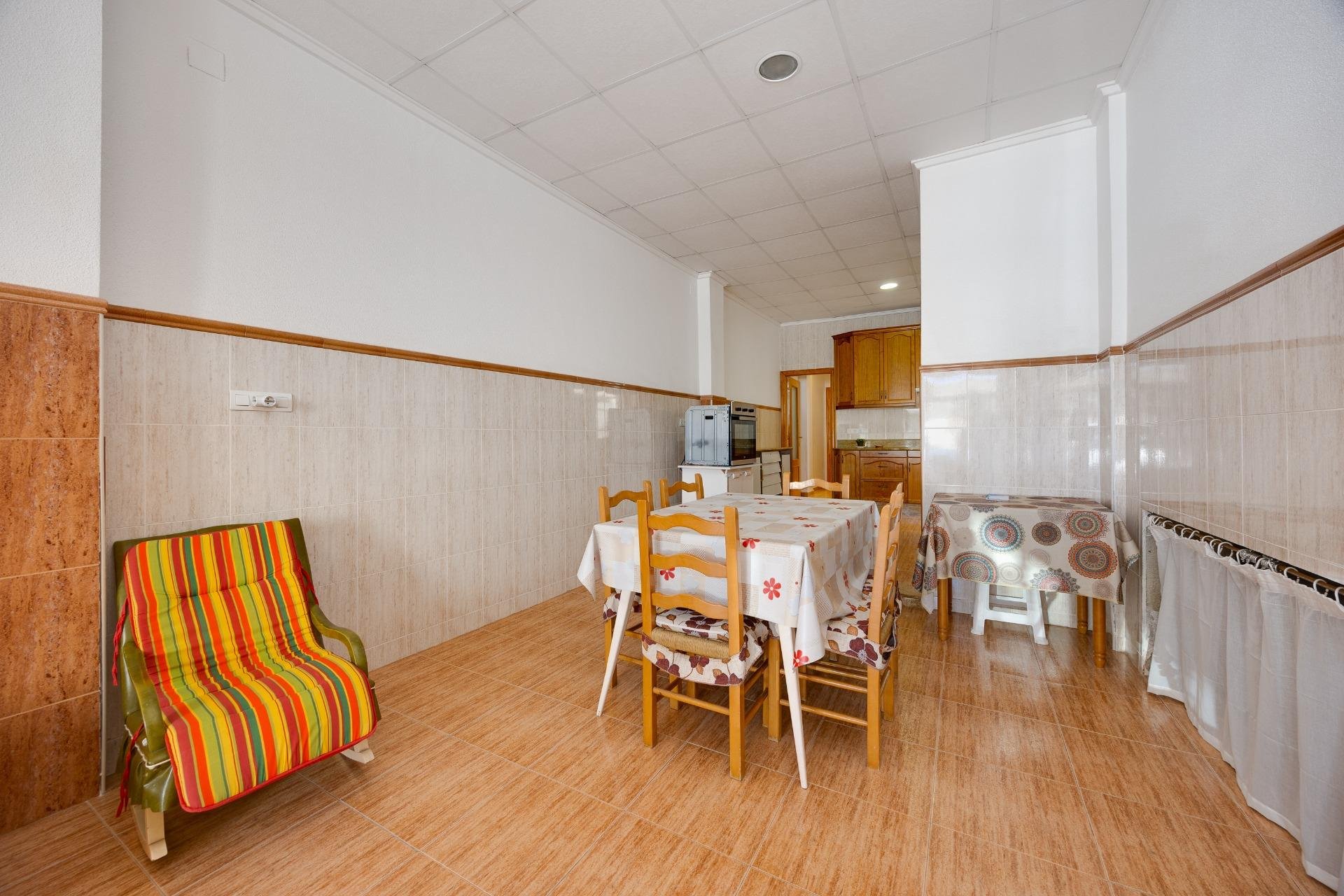 Resale - Apartment -
Torrevieja - Paseo Maritimo